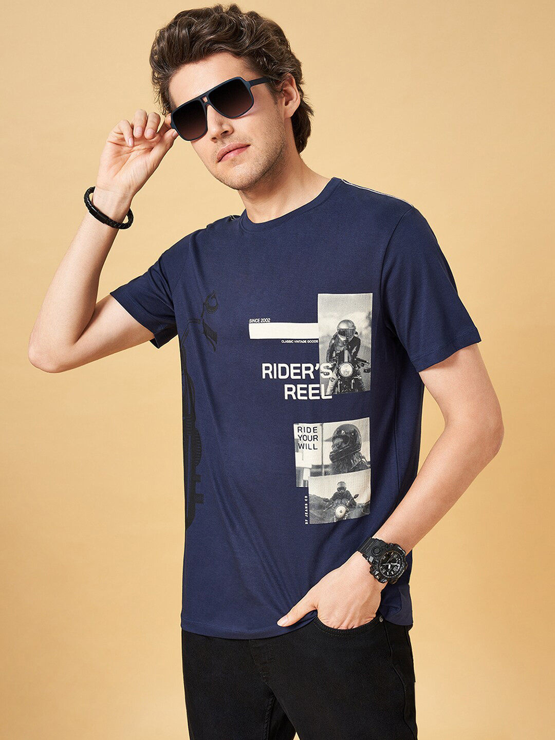 SF JEANS by Pantaloons Typography Printed Round Neck Slim Fit Cotton T-shirt