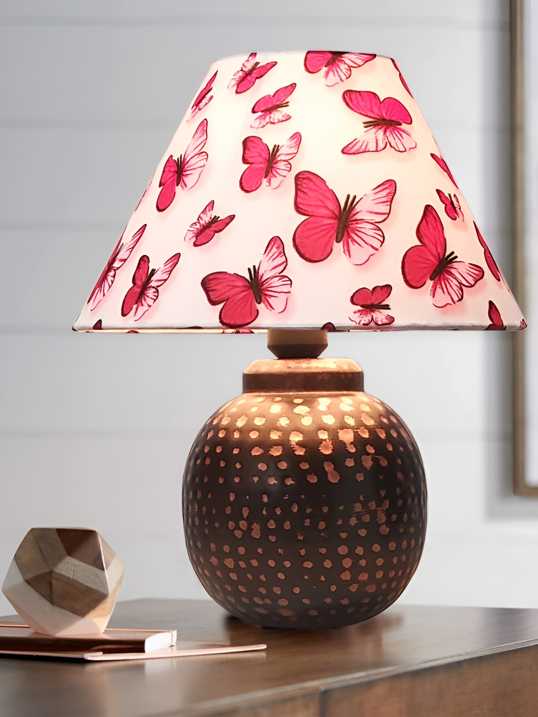 Homesake Rustic Brown & White Textured Bronze Frustum Shaped Table Lamp