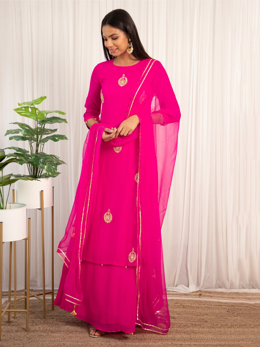 LABEL KANUPRIYA Ethnic Motifs Embroidered Regular Straight Kurta With Skirt & Dupatta