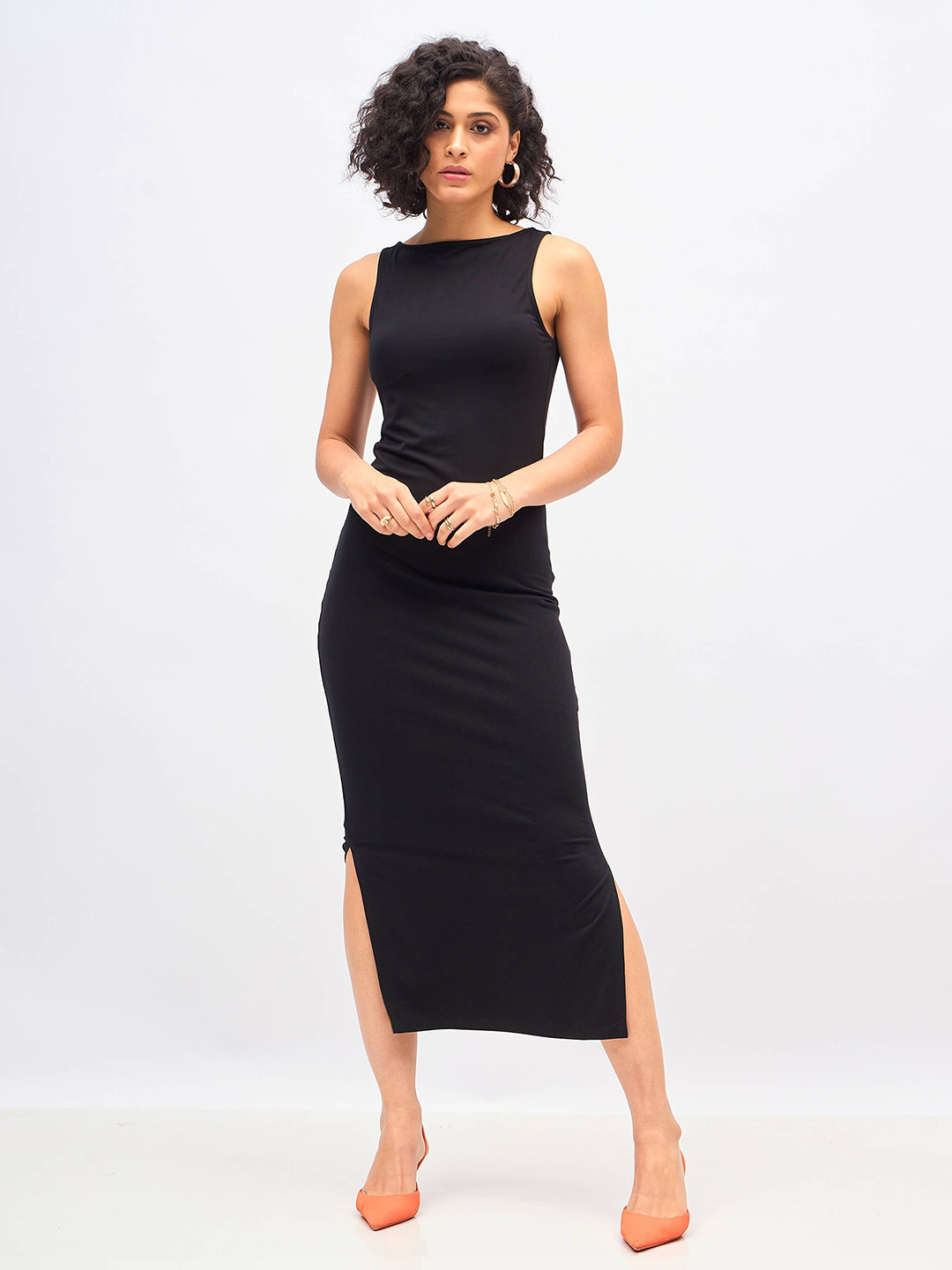 SASSAFRAS Black Bodycon Midi Dress