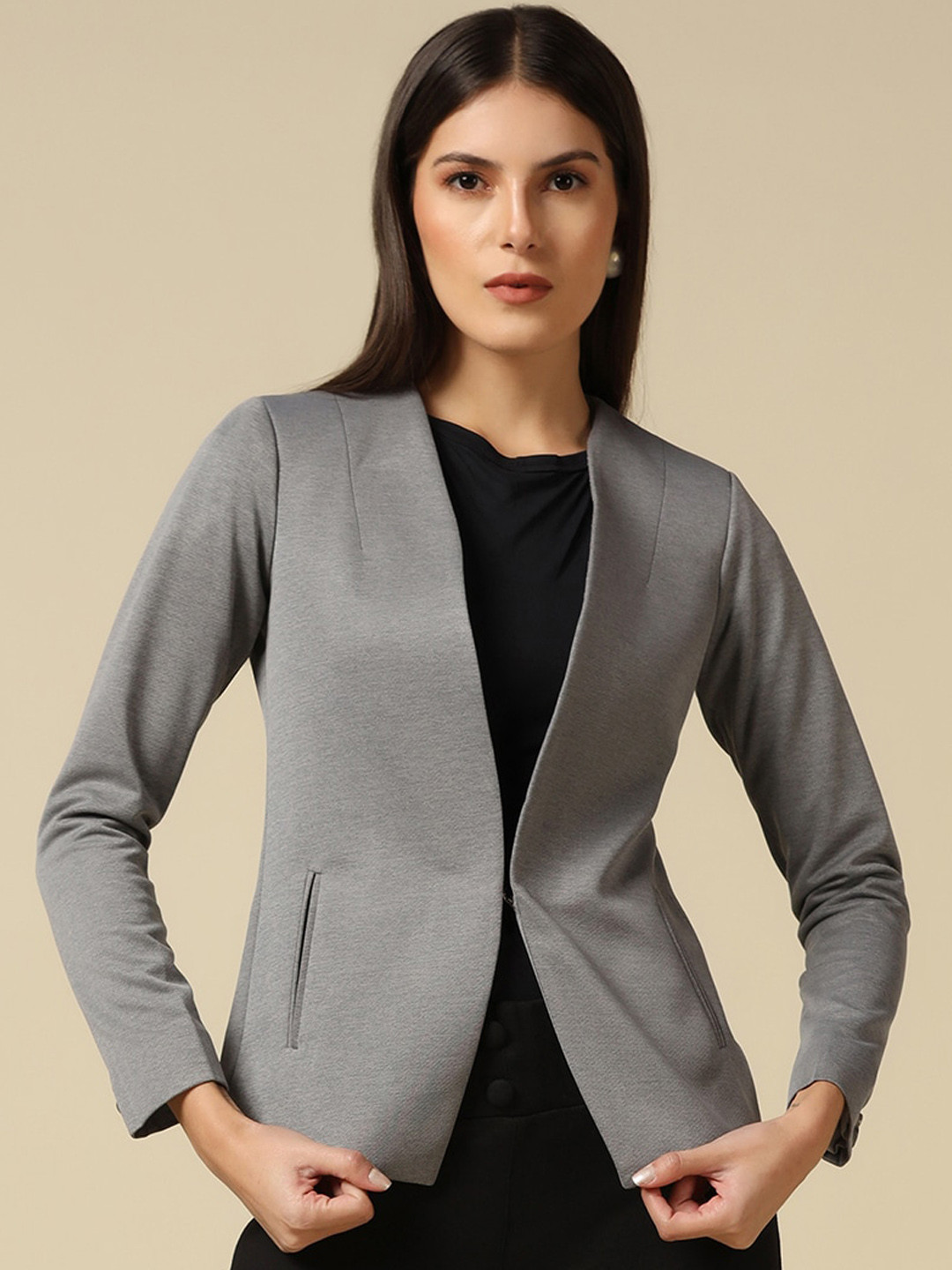 TAHVO Slim-Fit Long Sleeves Hook Closure Blazer