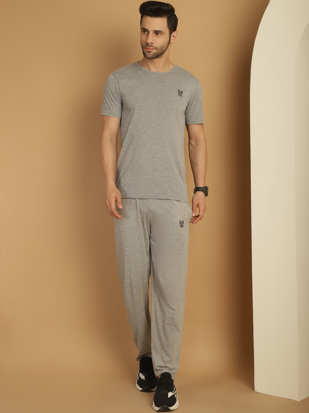 MACK JONNEY Printed T-Shirt With Trousers Sports
