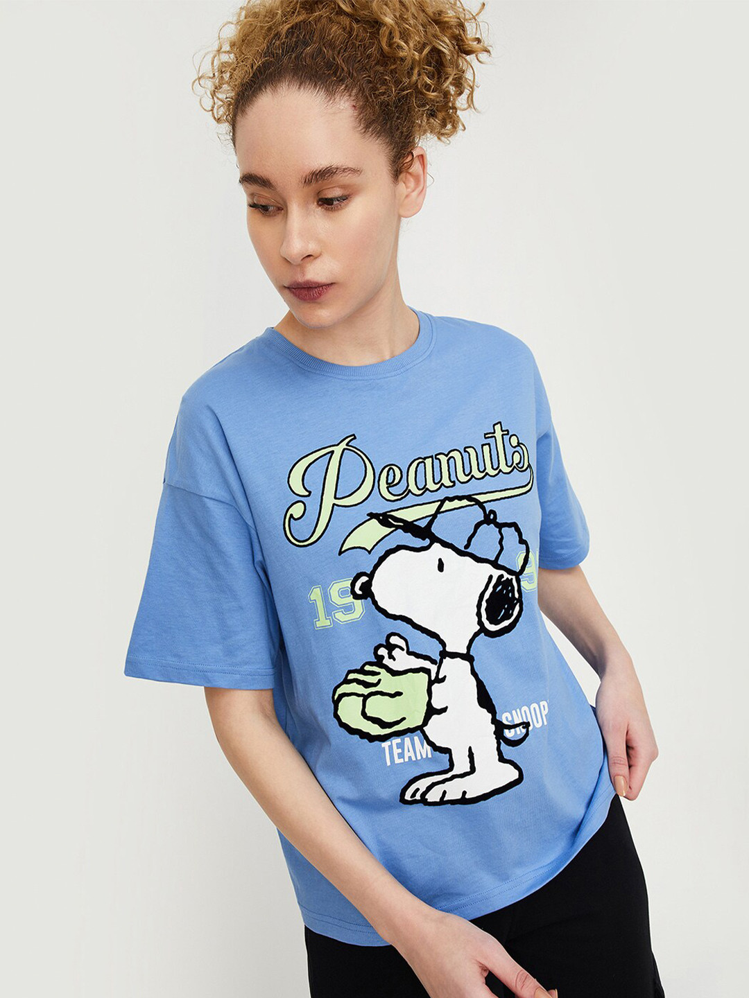max Peanuts Graphic Printed Drop-Shoulder Sleeves T-shirt