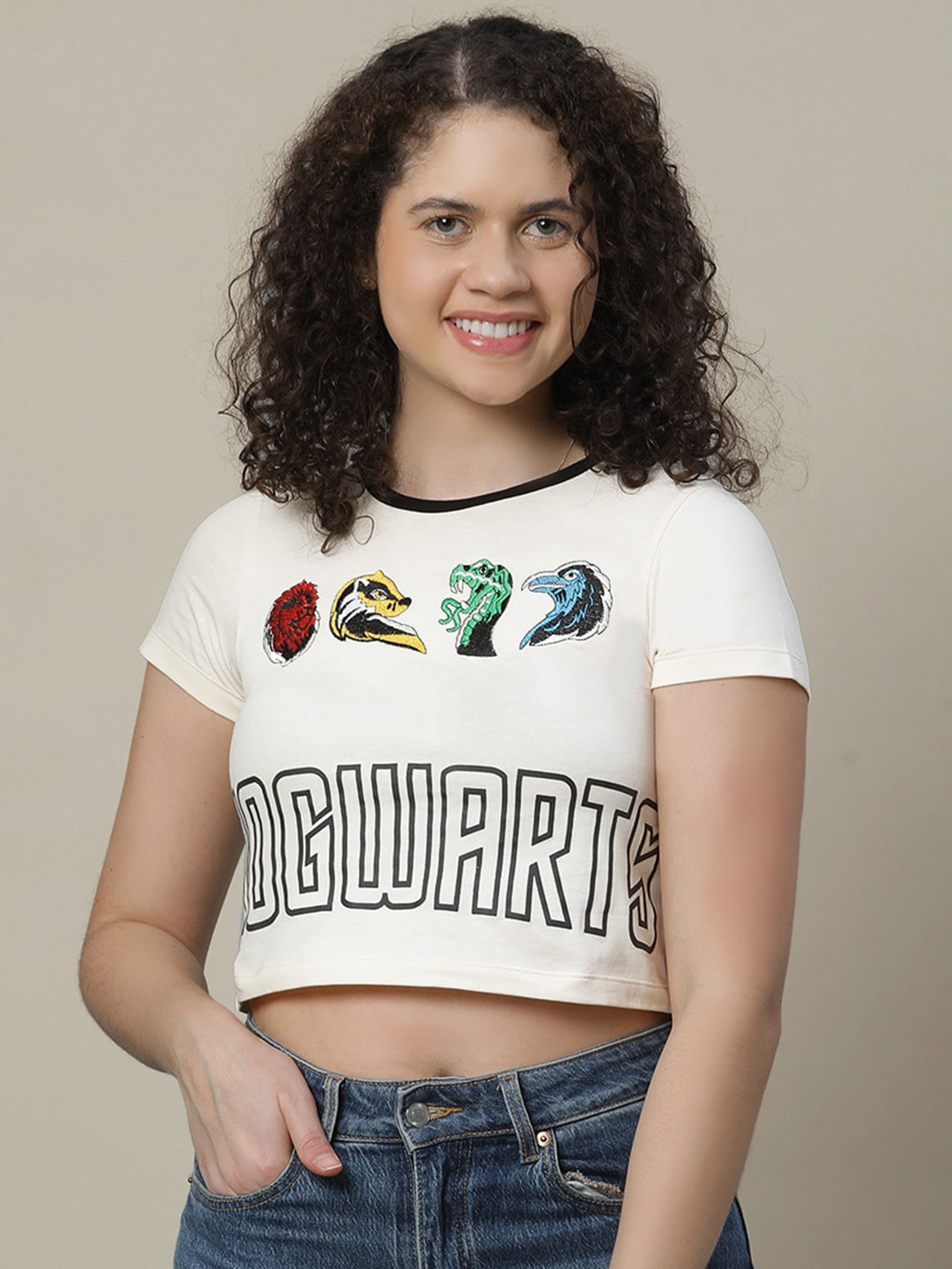 Kids Ville Girls Harry Potter Printed Pure Cotton Loose-Fit Crop Tshirt