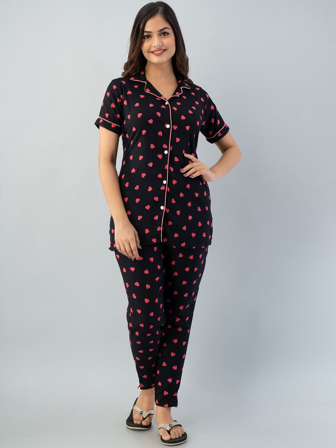 PINGALA Heart Shape Printed Lapel Collar Night Suit
