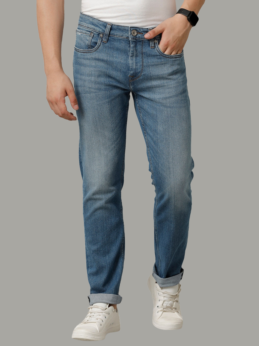 Voi Jeans Men Comfort Slim Fit Mid-Rise Medium Shade Light Fade Clean Look Jeans