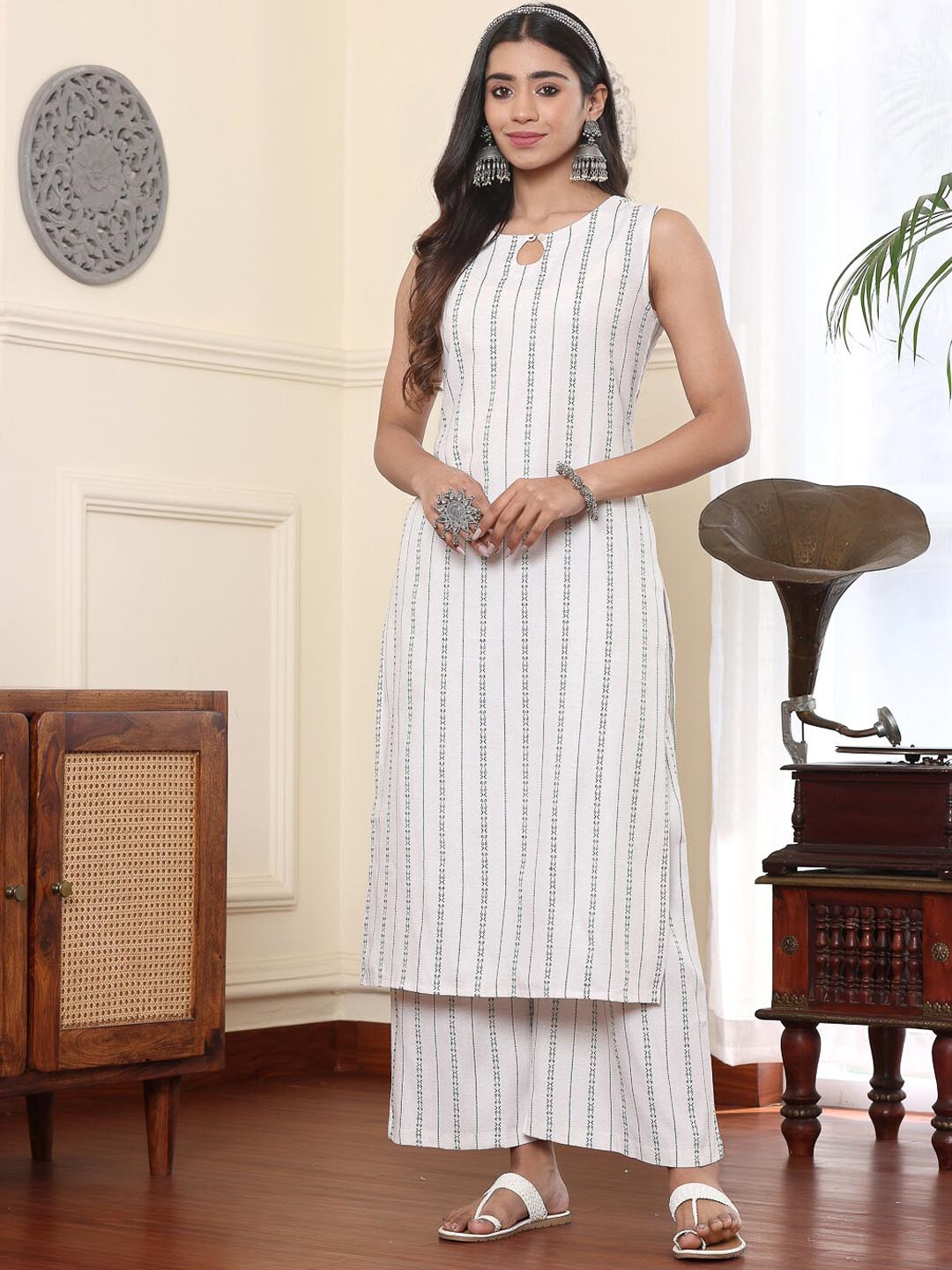 Haute and Humble Printed Regular Pure Cotton Kurta With Palazzos