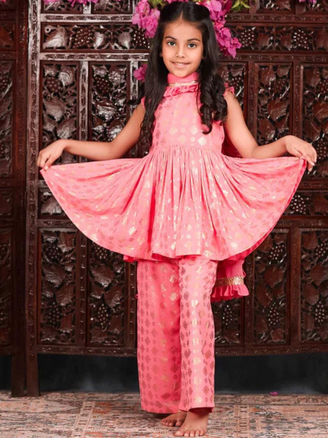 THE PONY & PEONY CO. Girls Ethnic Motifs Printed Gotta Patti Kurti With Palazzos & Dupatta
