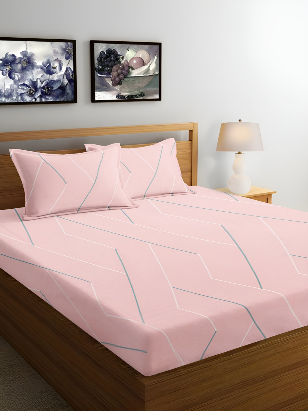 Srijee Decors Symmetry Pink Geometric Polycotton 210 TC Fitted Queen Fine Bedsheet with 2 Pillow Covers-88 x 108 inches