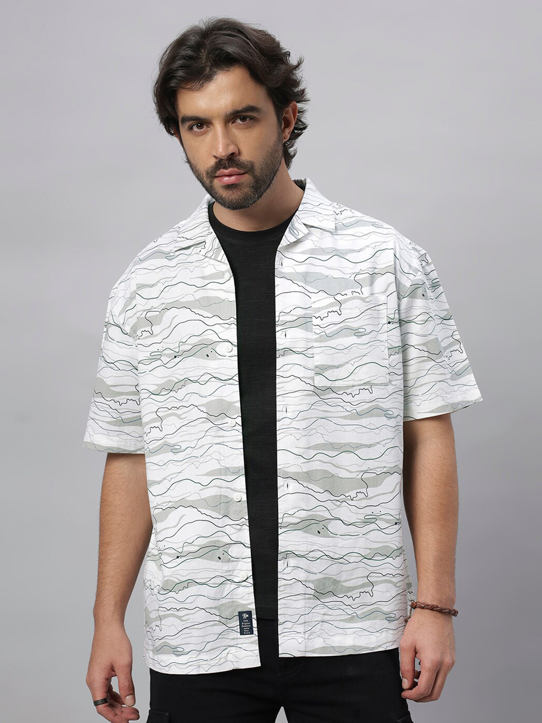 Roadster Relaxed Printed Spread Collar Pure Cotton Short-Sleeves Shirt