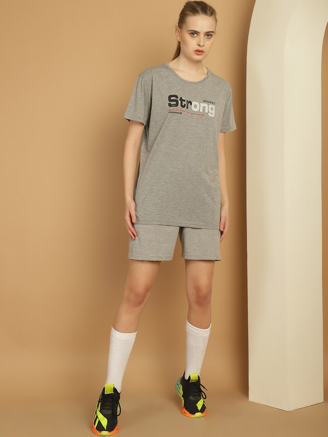 MACK JONNEY Printed Sports T-shirt and Shorts