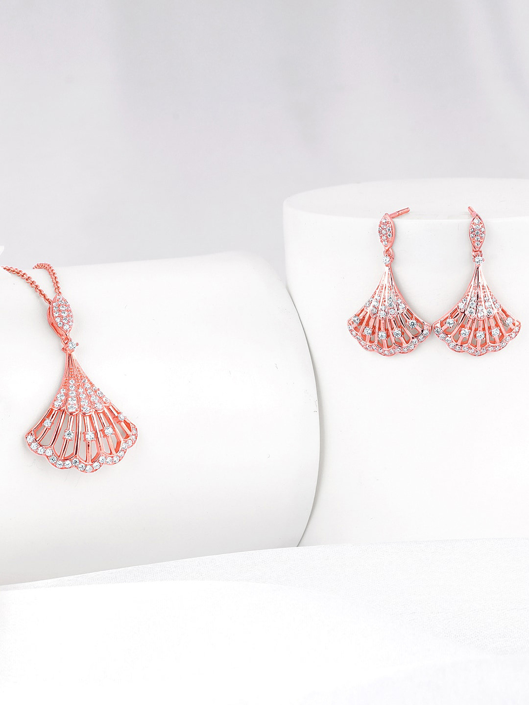 GIVA 925 Sterling Silver Rose Gold-Plated CZ-Studded Seashell-Shaped Jewellery Set