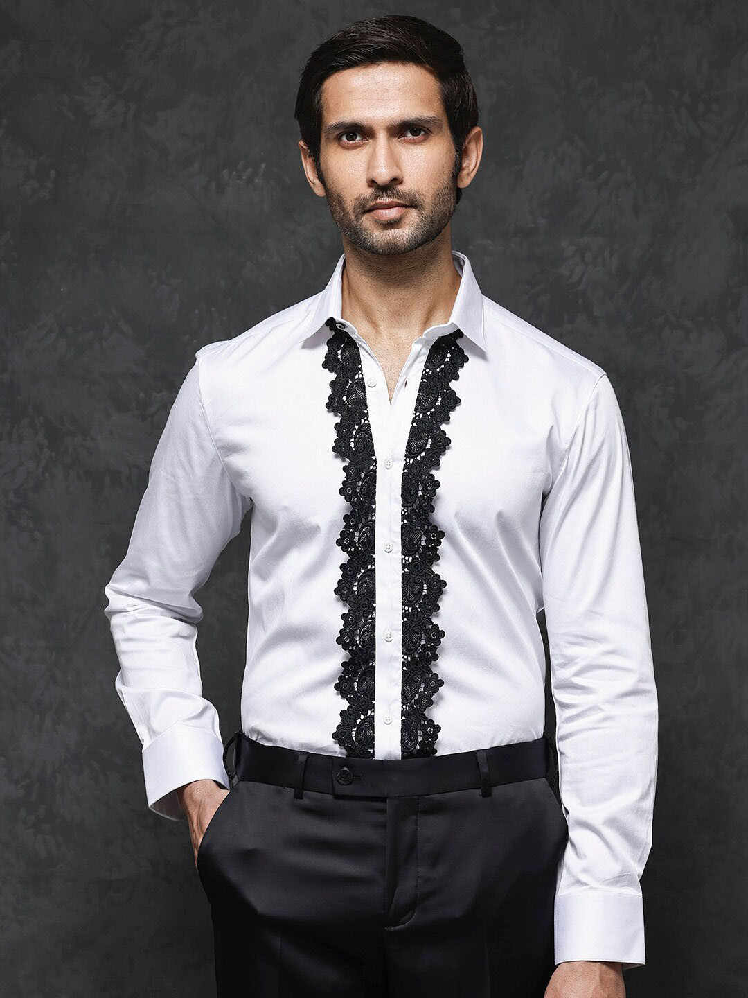 RARE RABBIT Men Tapeon Regular Fit Spread Collar Shirt