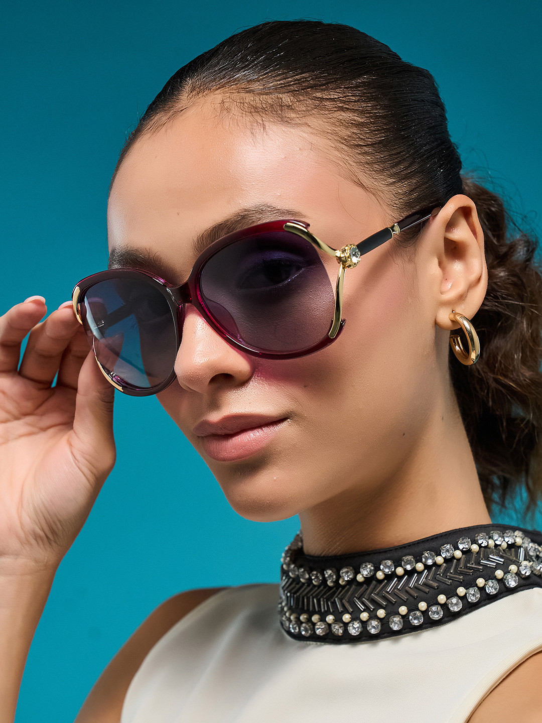 HASHTAG EYEWEAR Women Oval Sunglasses with Polarised and UV Protected Lens NH8039