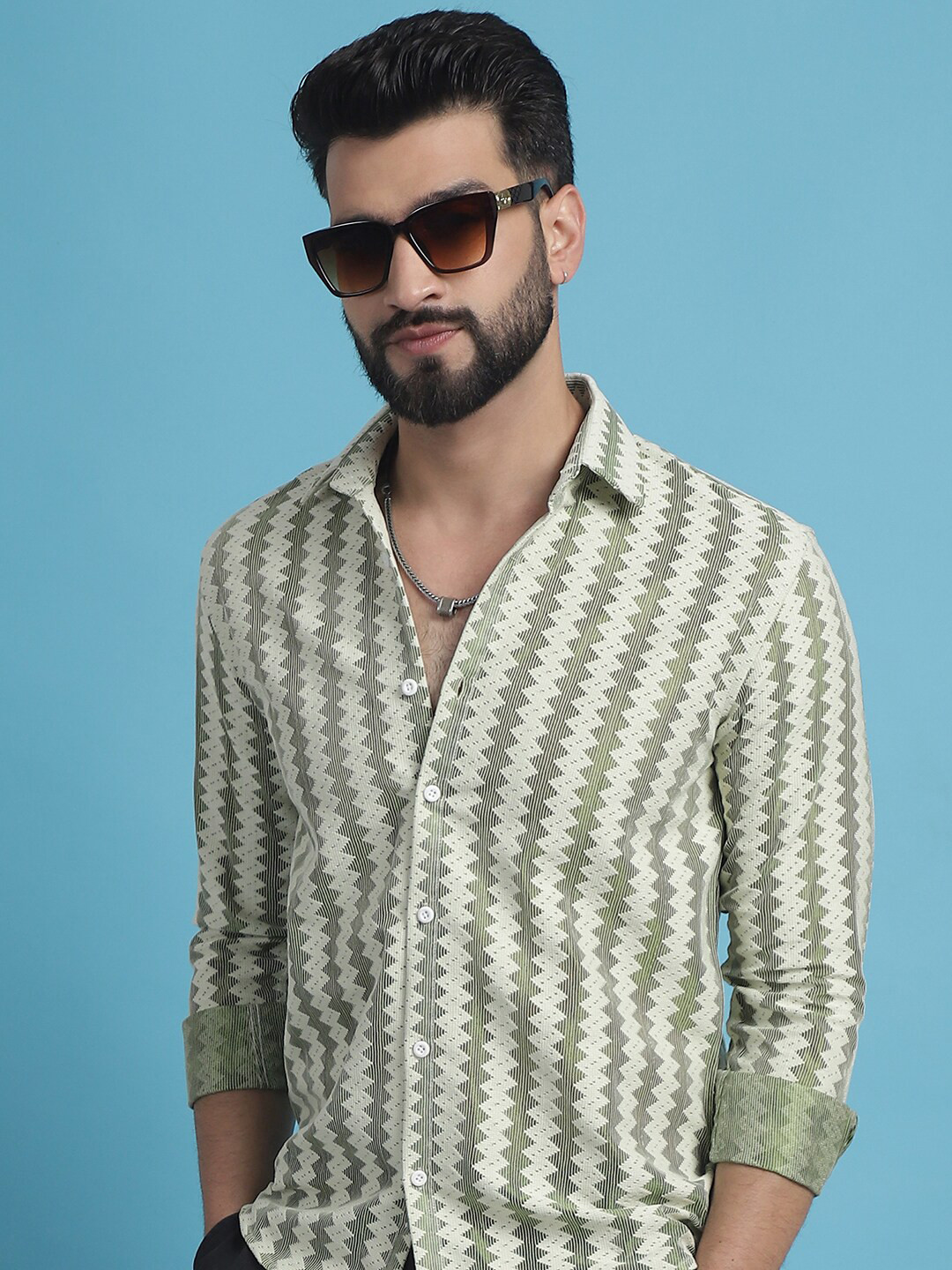 Indian Needle Classic Long Sleeves Spread Collar Cotton Wrinkle Free Casual Shirt