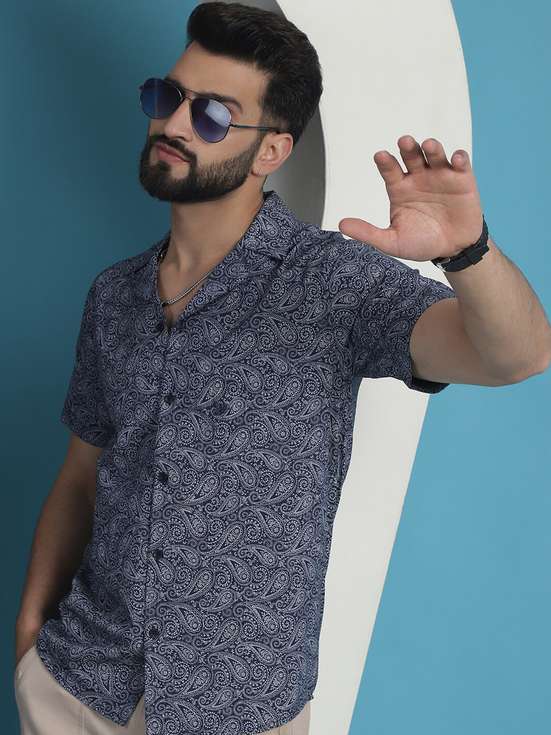 Indian Needle Ethnic Motifs Printed Cuban Collar Casual Shirt