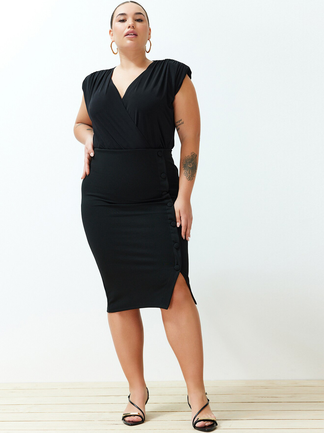 Trendyol Plus Size Knee-Length Pencil Skirt