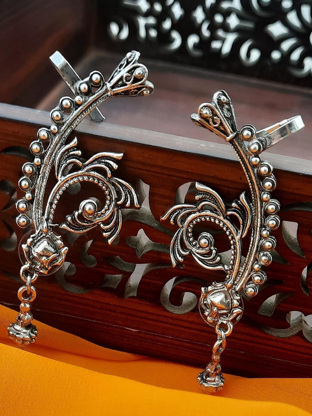 Dulcett Set Of 2 Floral Silver-Plated Ear Cuff Earrings