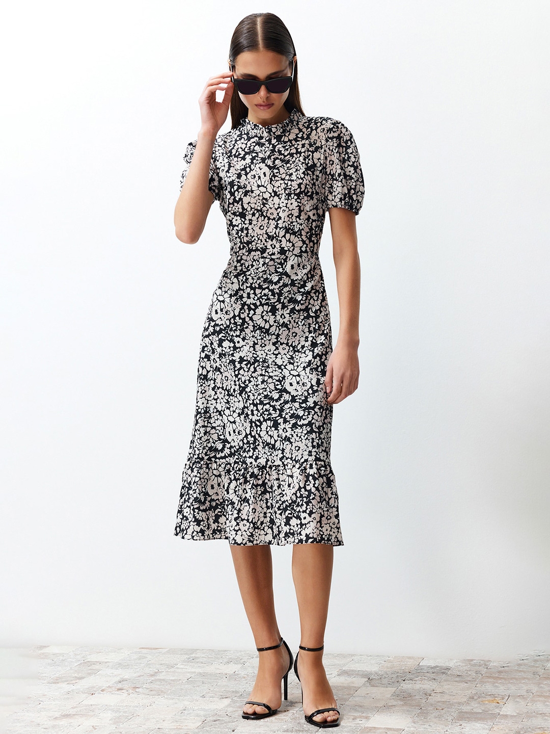 Emi animal embroidered midi dress hotsell