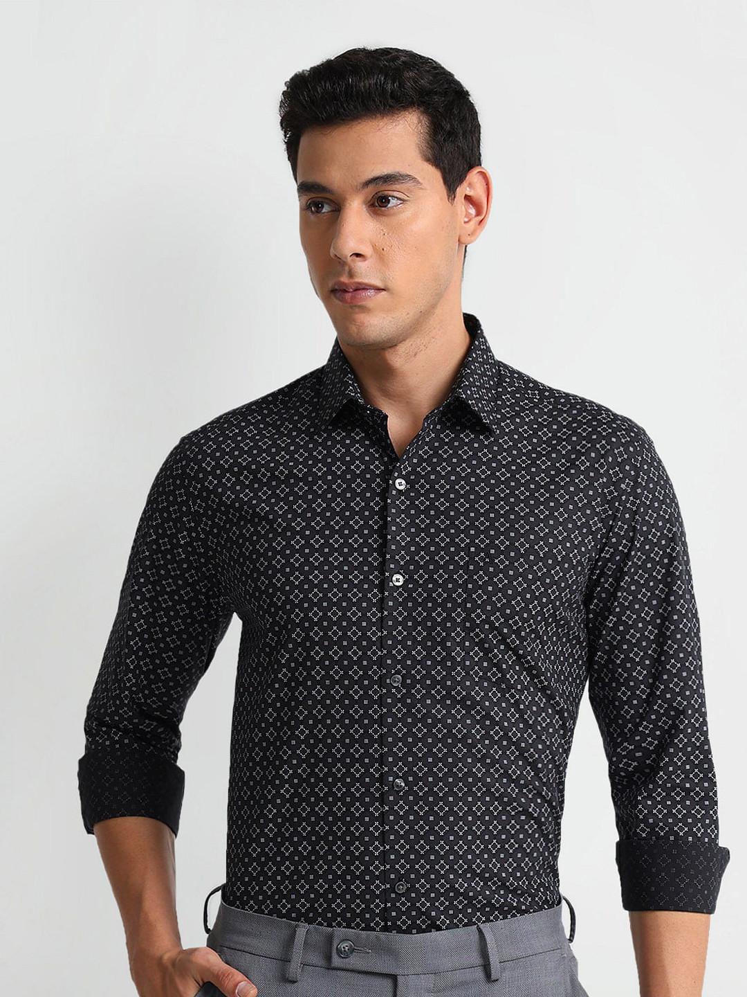 Arrow Slim Fit Mcro Ditsy Printed Twill Formal Pure Cotton Shirt