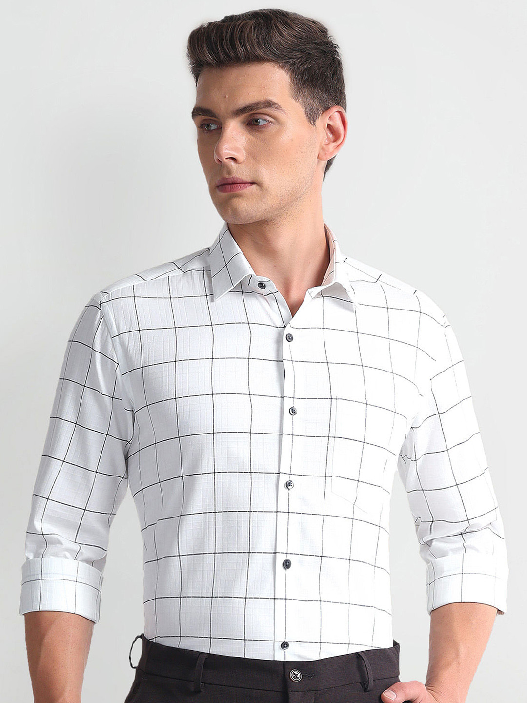 Arrow Checked Cutaway Collar Curved Cotton Slim Fit Formal Shirt
