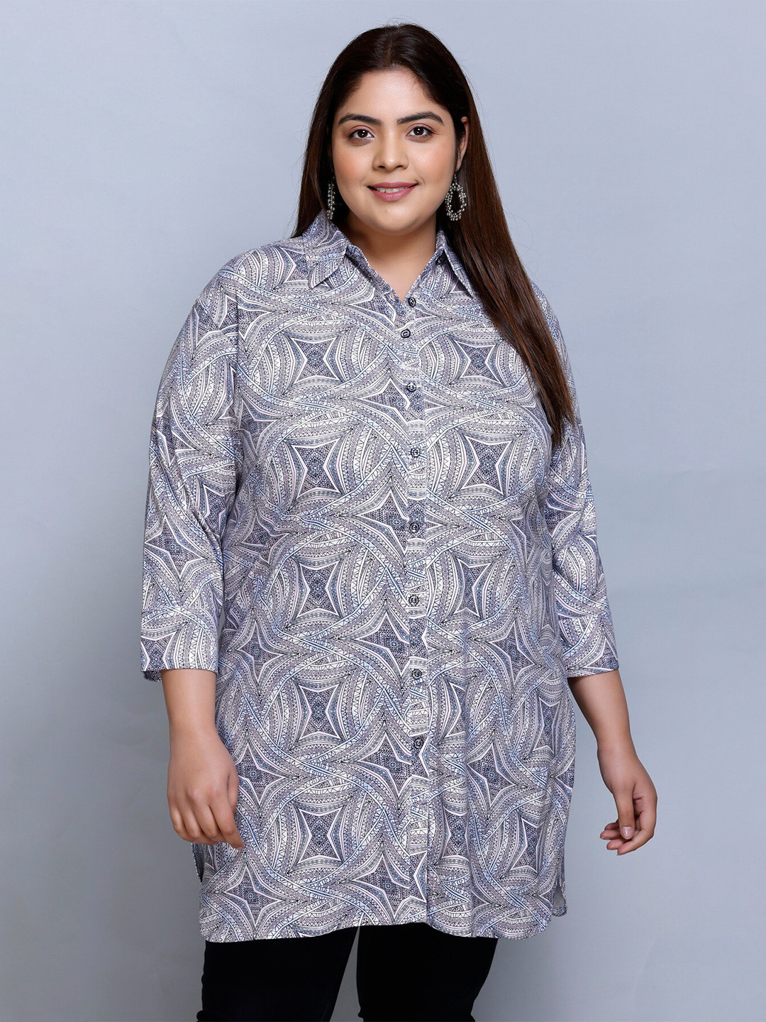 IN Love Plus Size Classic Abstract Printed Cotton Longline Casual Shirt