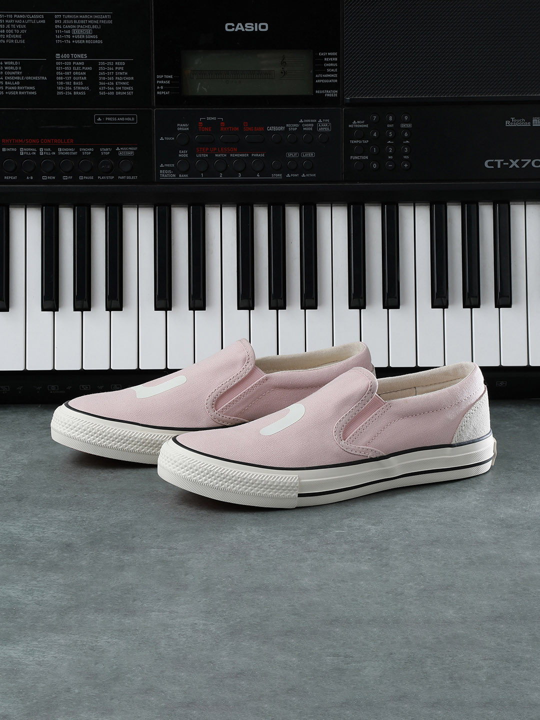nubeat SPIN Pink Sneakers