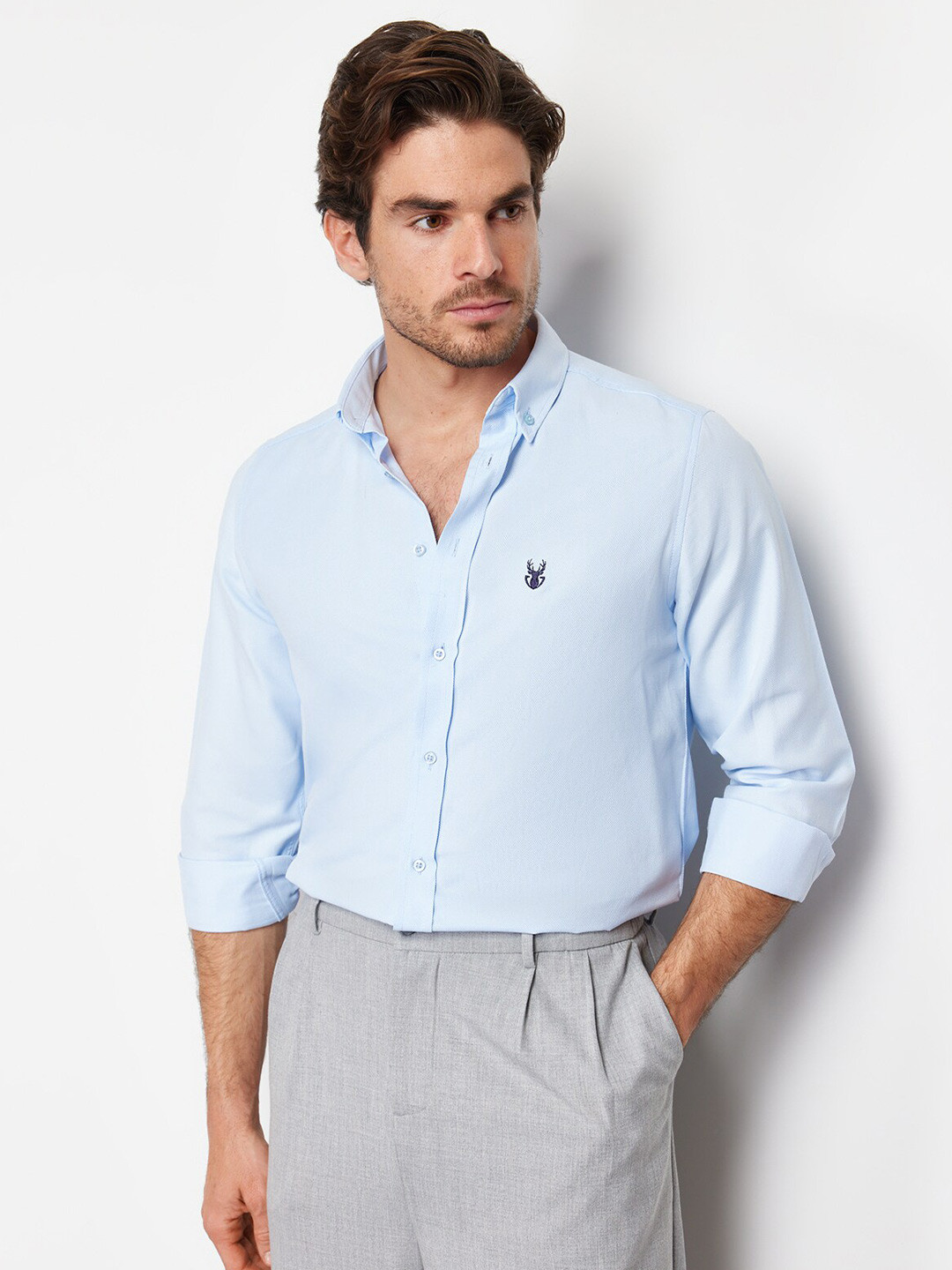 Trendyol Mavi Button Down Collar Casual Shirt