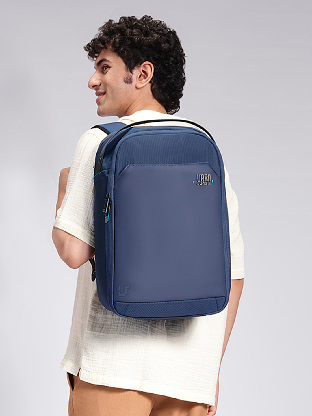 Urban Jungle By Safari Unisex Water Resistant Blue Laptop Backpack 18 Liters