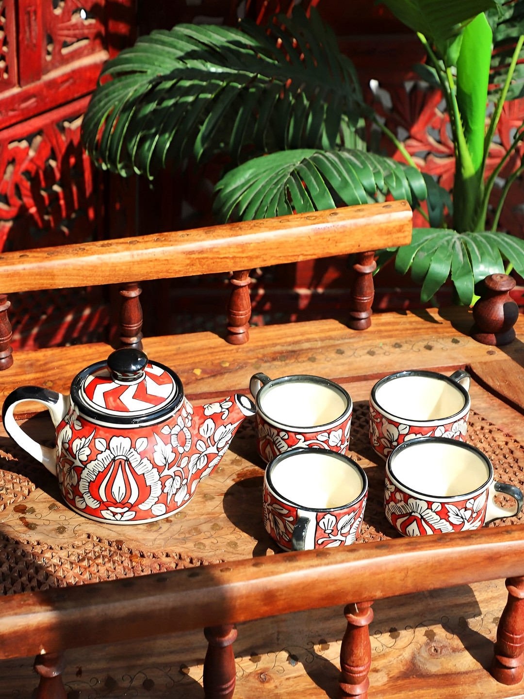 INDIA MEETS INDIA Red Floral Ceramic Microwave Safe 4 Piece Cup with Kettle-100ml