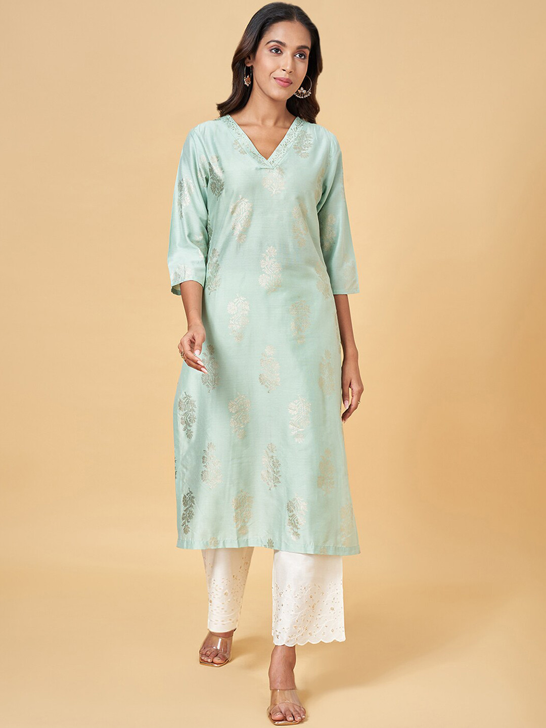 RANGMANCH BY PANTALOONS Geometric Embroidered Flared Sleeves Thread Work Kurta
