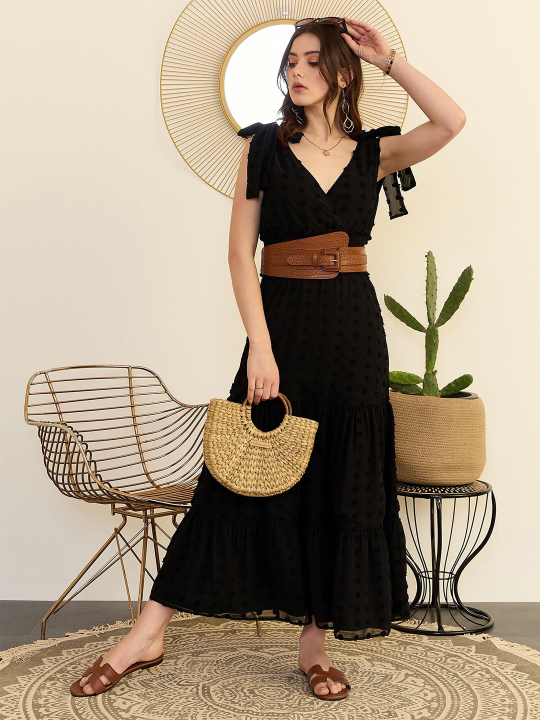 Berrylush Self Design Sleeveless Jacquard Maxi Dress - Dresses for Women 28581188 | Myntra