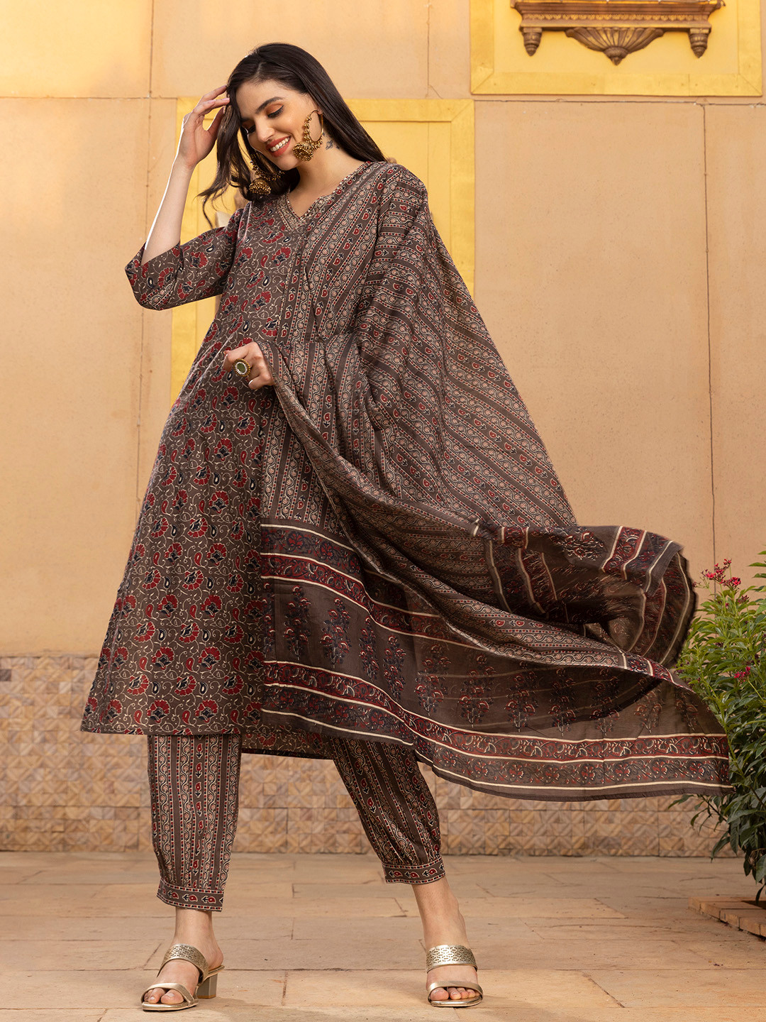 Ishin Kalamkari Printed Zari embroidered Cotton Kurta with Trouser & Cotton Dupatta