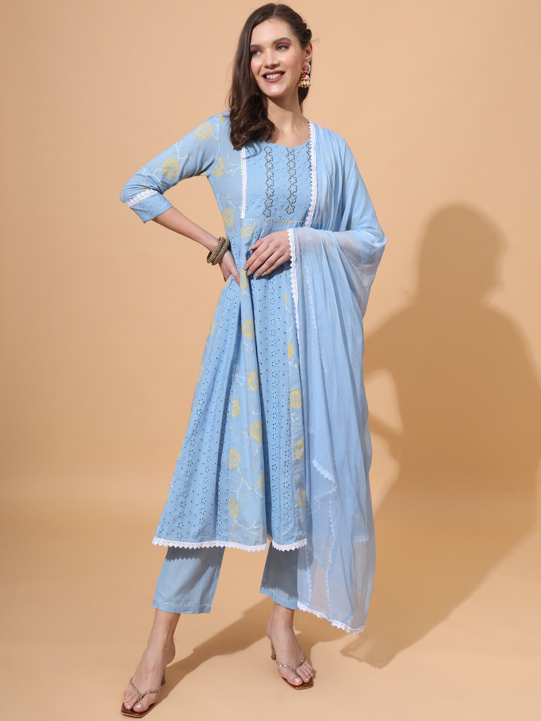 GULABI LEAF Floral Embroidered Thread Work Pure Cotton Kurta With Trousers & Dupatta