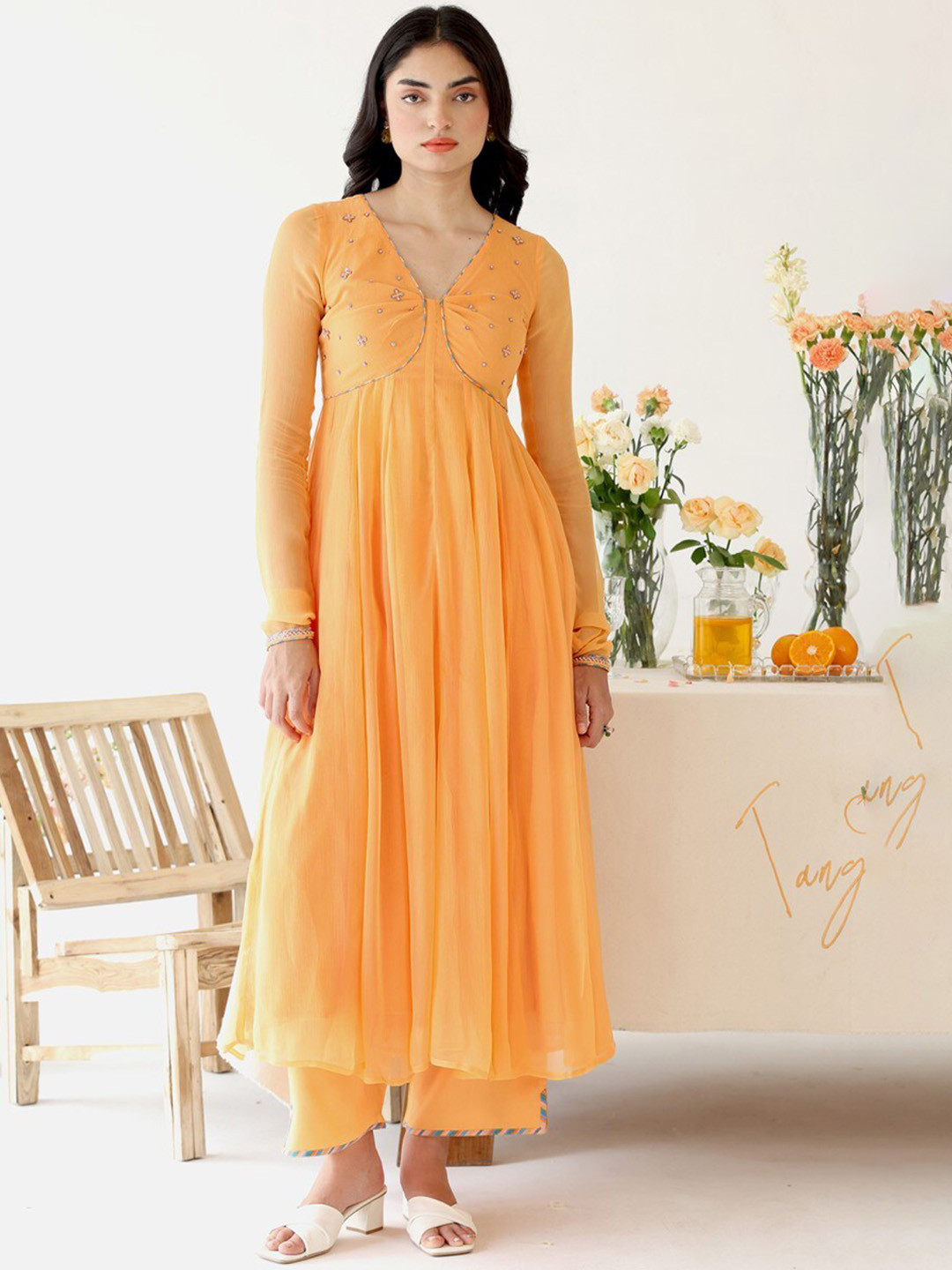 Baise Gaba Embroidered V-Neck Long Sleeves Anarkali Pleated Kurta