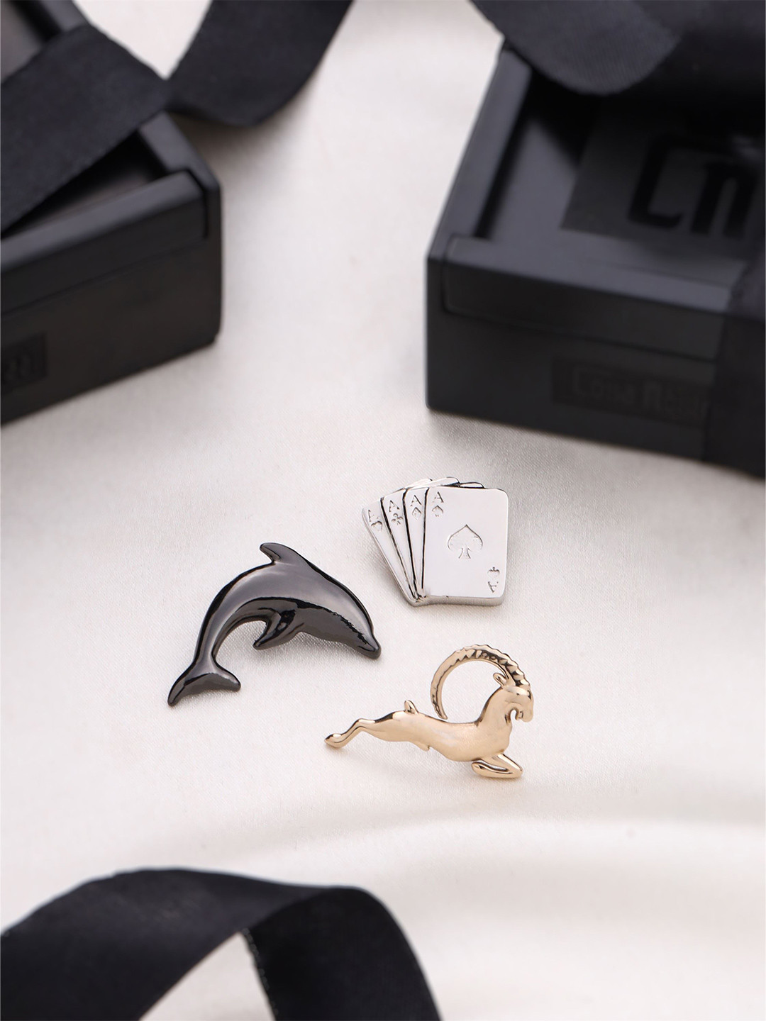 COSA NOSTRAA Playful Pride Set Of 3 Textured Brooches