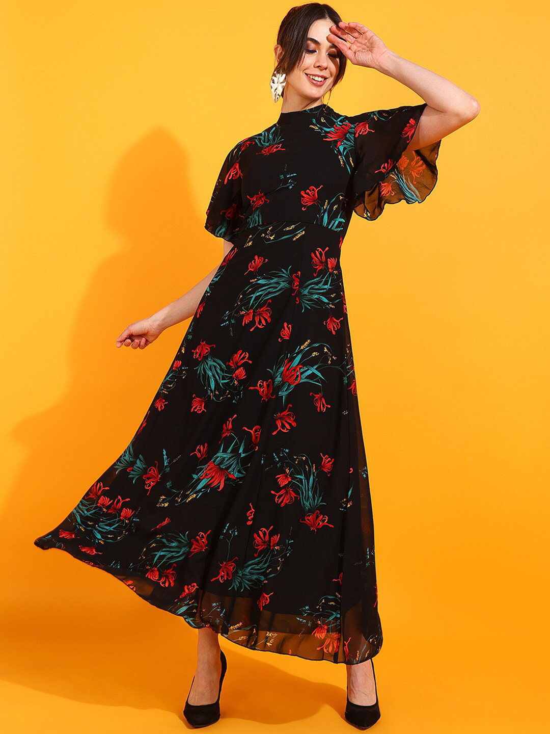 DressBerry Black Floral Printed Flared Sleeve Georgette Maxi Dress