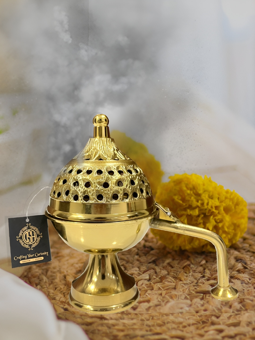 DSH Crafting Your Curiosity Textured Brass Doop Dani