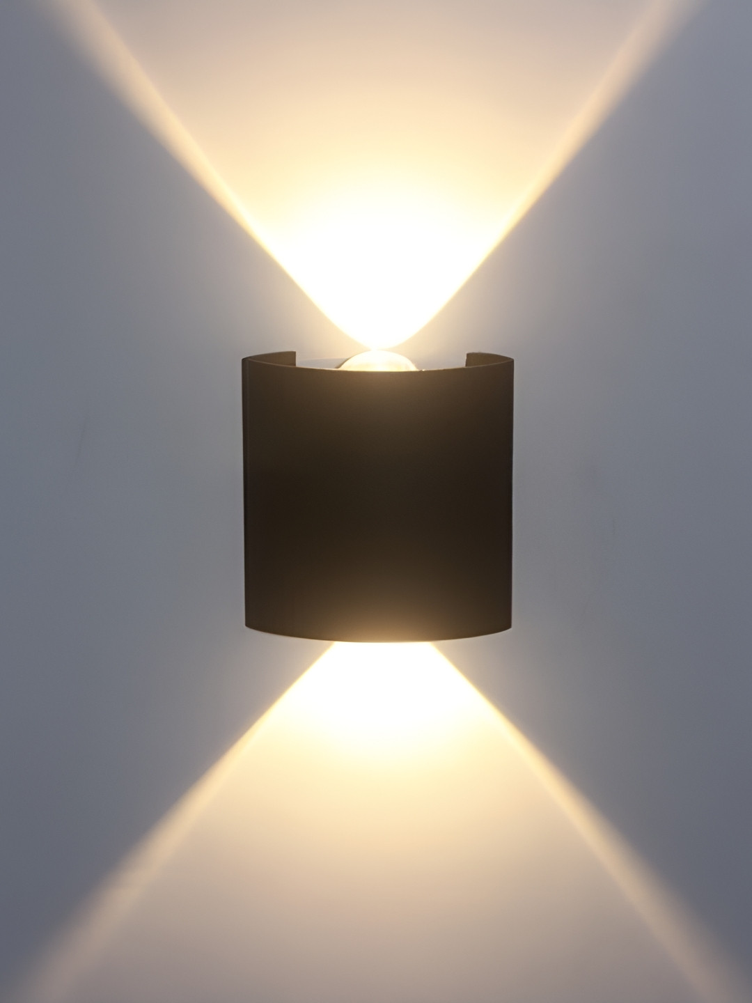 DENICRAAS Black Acrylic Cylindrical Shaped Wall Lamp