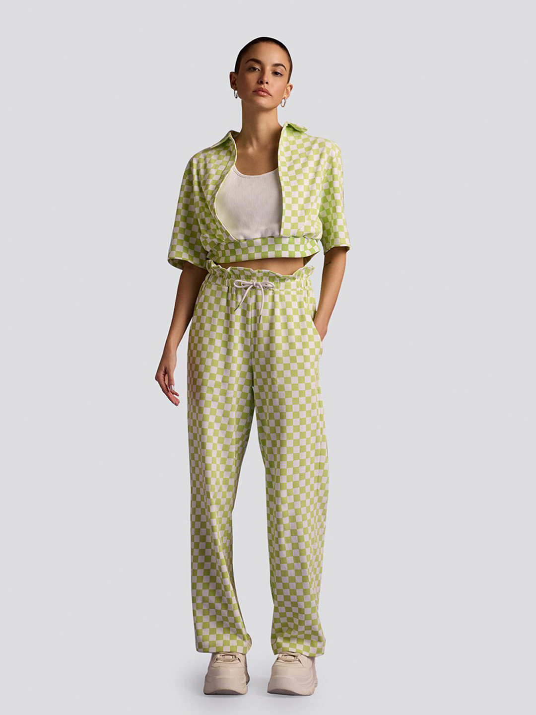 Muvazo Checkmate Print Shirt Collar Top