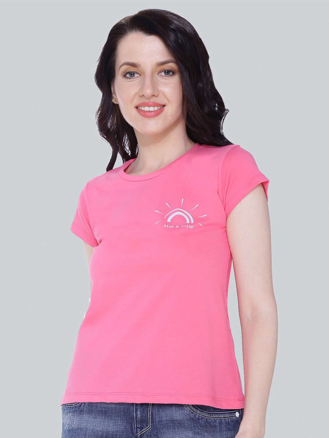 Autumn Hues Conversational Printed Round Neck Short Sleeves Cotton Regular T-shirt
