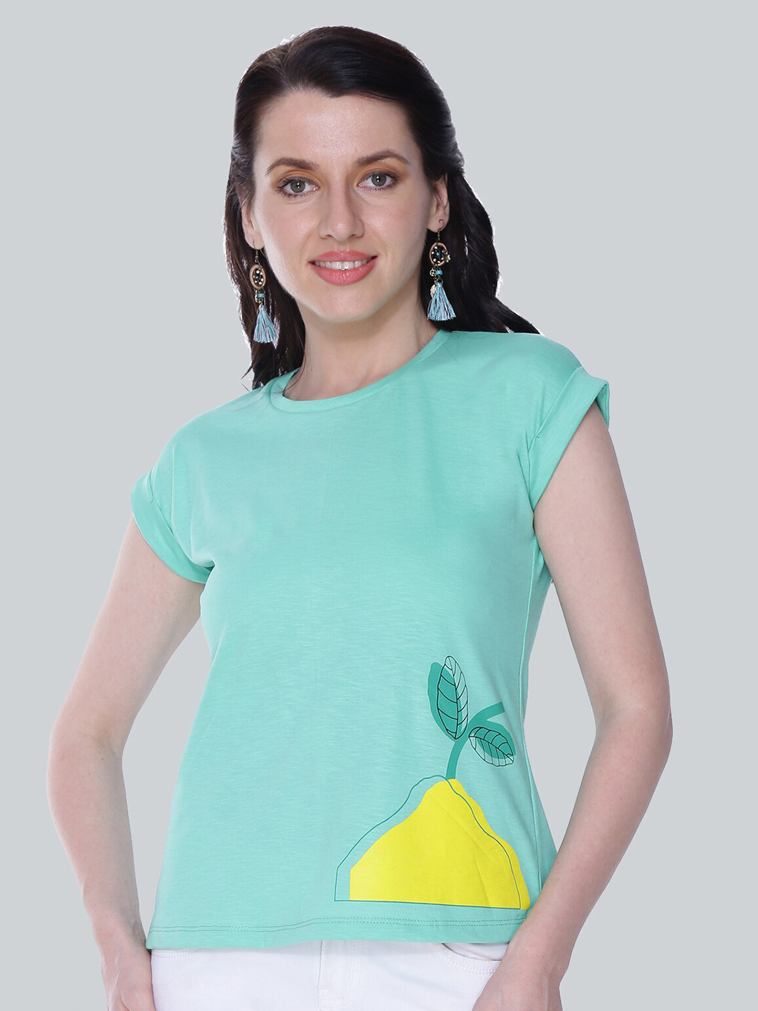 Autumn Hues Conversational Printed Round Neck Extended Sleeves Cotton Regular T-shirt