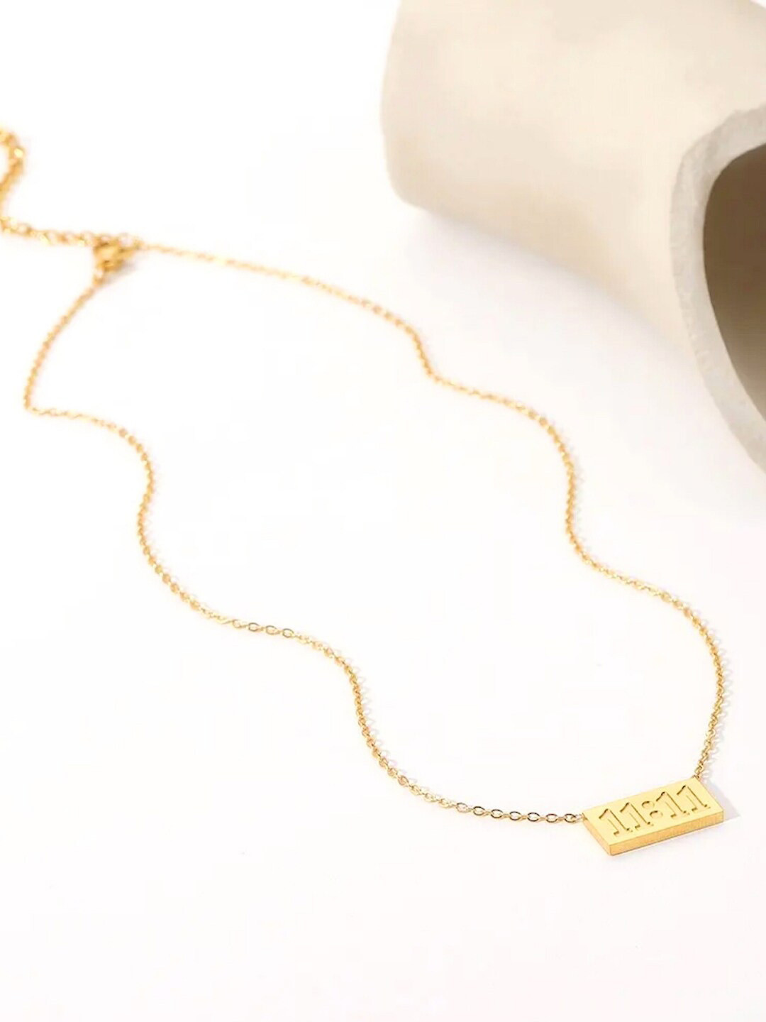 SALVE Stainless Steel Anti-Tarnish Pendants with Chains