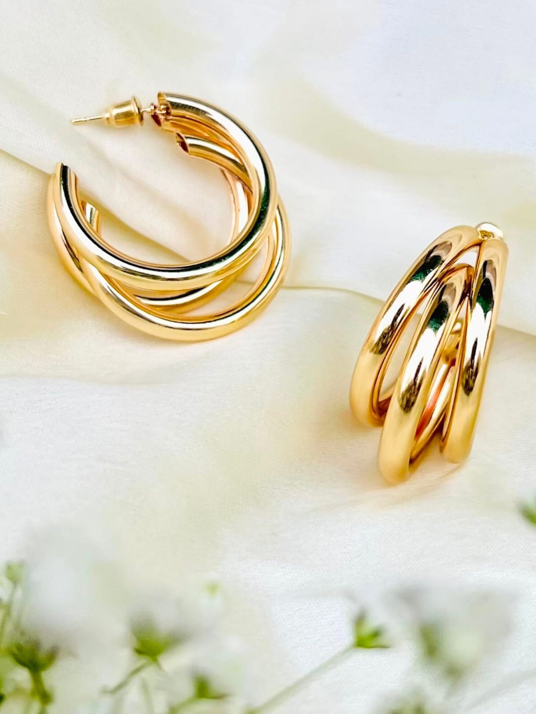 SALVE Circular Half Hoop Earrings
