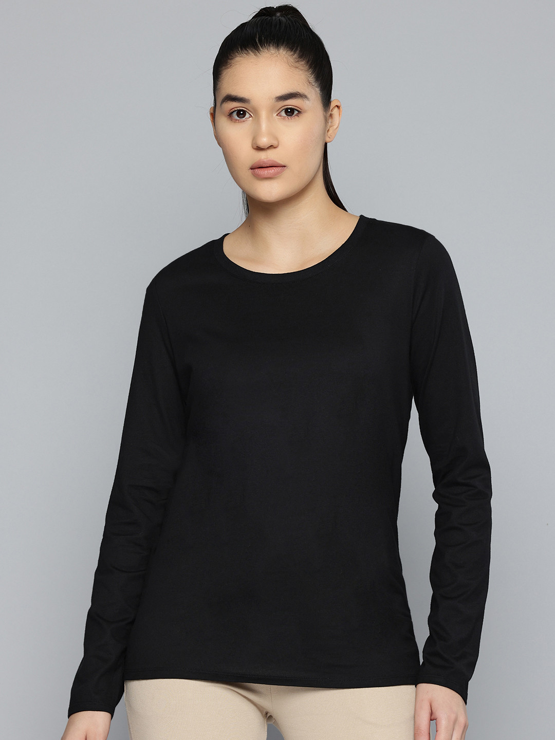 Decathlon Nyamba - Women Black Stretchable T-Shirt