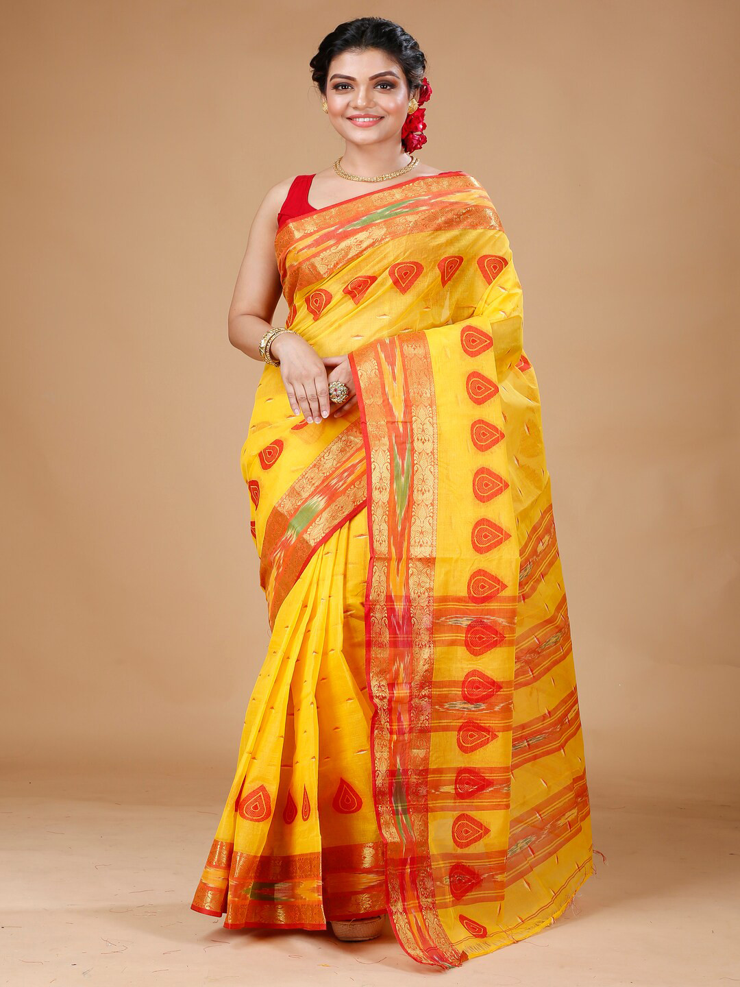 Bong ButiQ Ethnic Motifs Woven Design Zari Pure Cotton Taant Saree