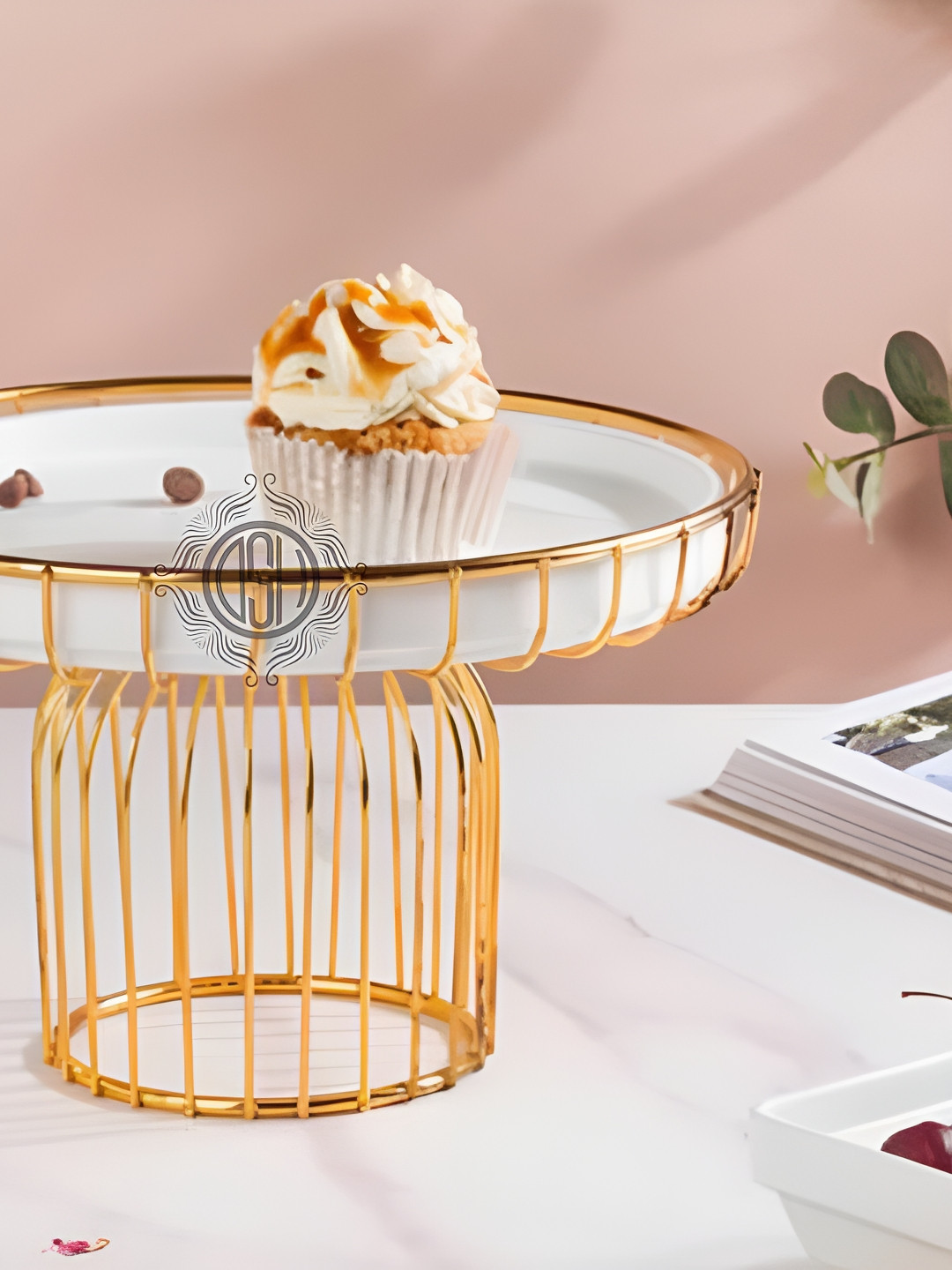 DSH Crafting Your Curiosity White Round shape Cake Stand