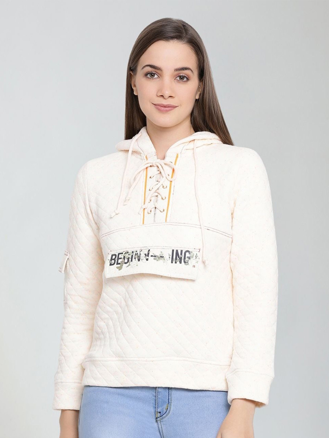 Moda Elementi Alphanumeric Printed Mock Pocket Hooded Sweatshirt