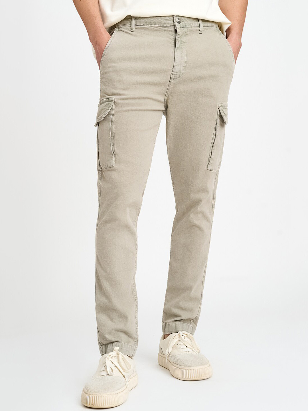 FREAKINS Men Grey High-Rise Clean Look Cargo Style Cotton Jeans