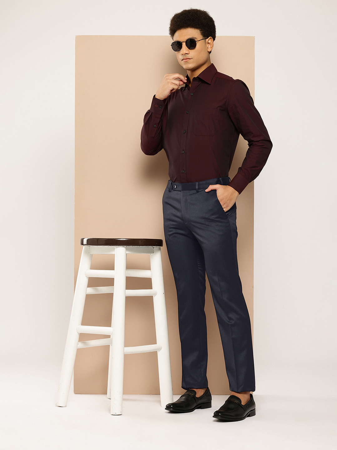 INVICTUS Men Adjustable Waistband Formal Regular Fit Trousers